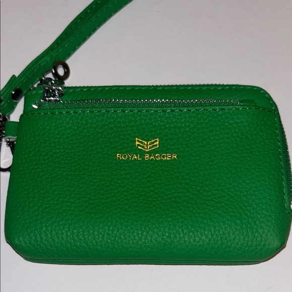 GREEN LEATHER ROYAL BAGGER COIN PURSE WITH WRISTLET STRSP SILVER HARDWARE - Picture 1 of 6